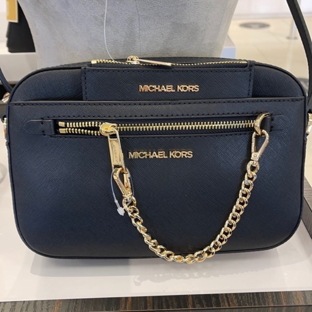 MK Jet Set Item Lg EW Zip Chain Crossbody & Jet Set Travel Sm TZ Coin Po…